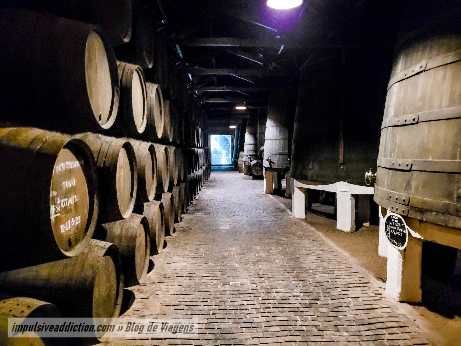 Visita às Caves de Vinho do Porto Ferreira
