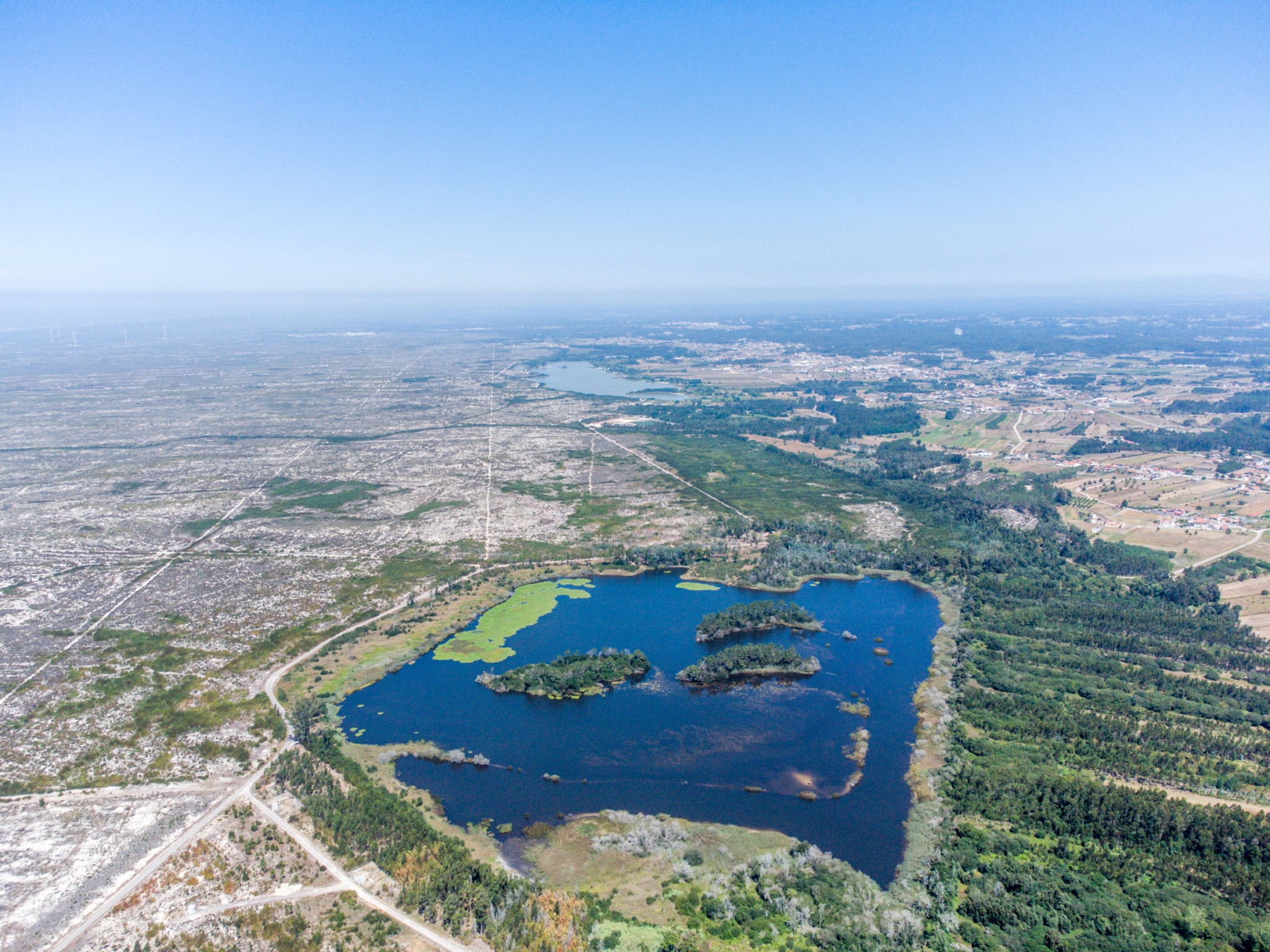 Lagoa das Braças + Lagoa da Vela ao fundo