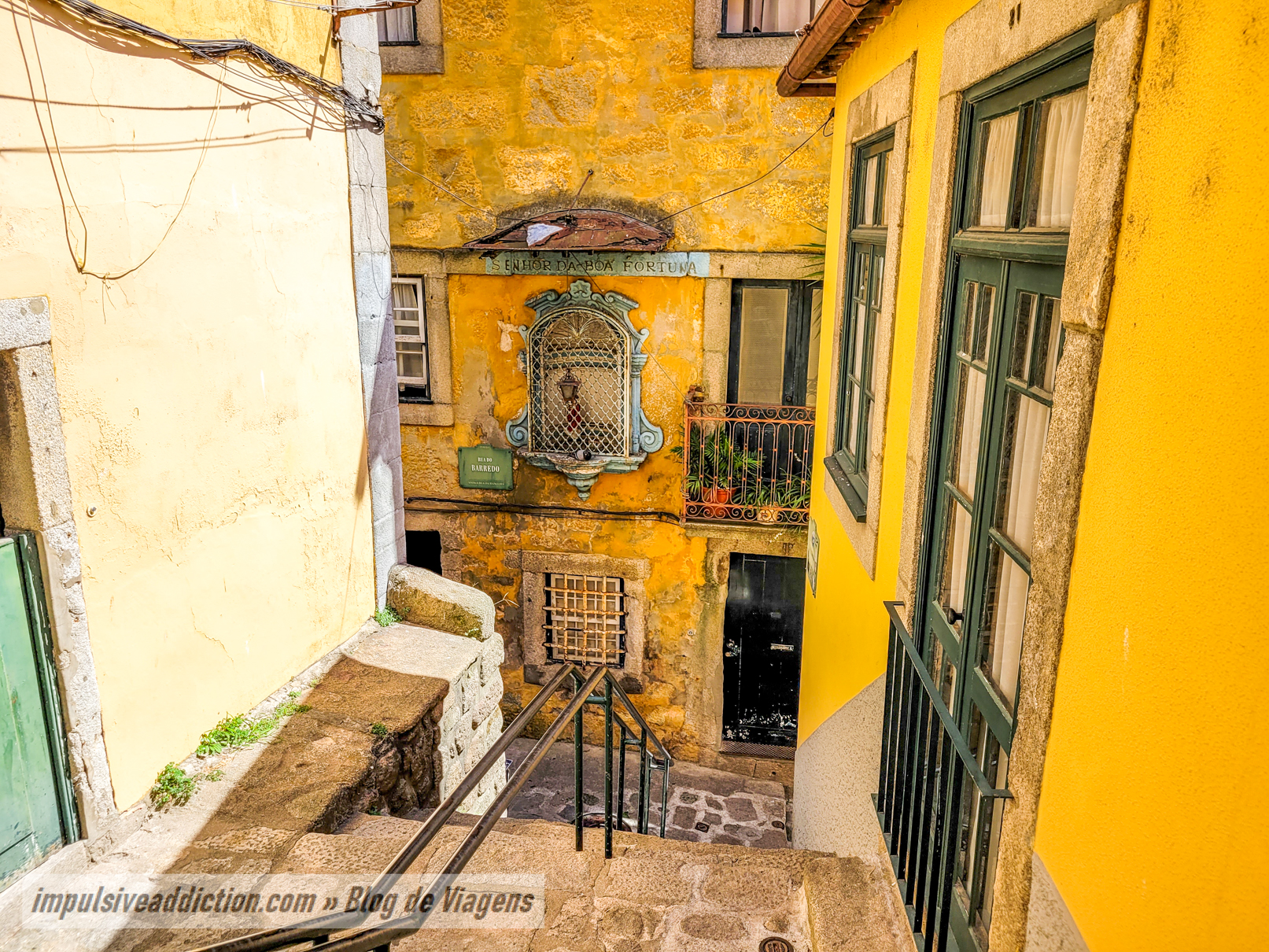 Going down to Ribeira do Porto