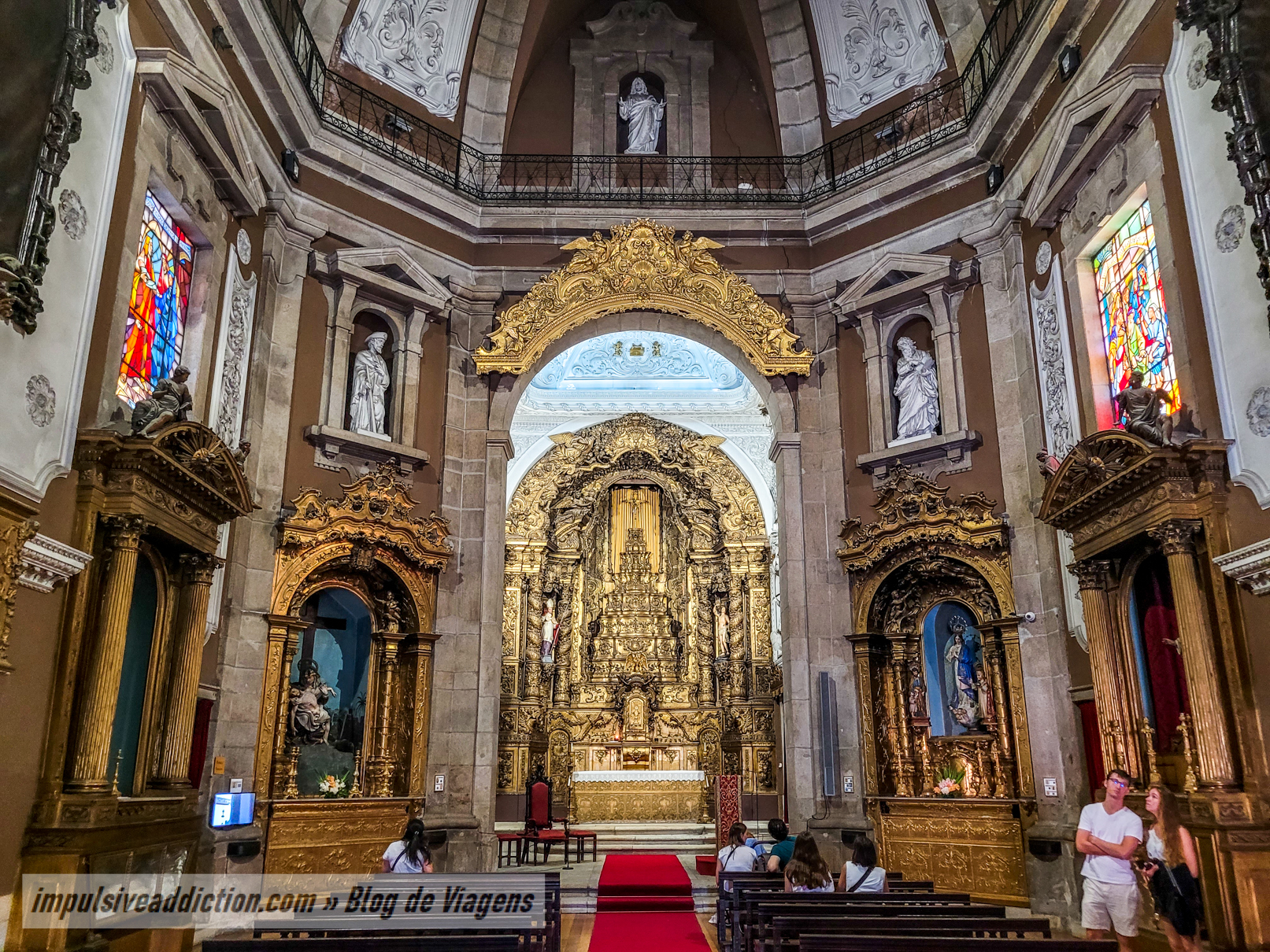 Church of Santo Ildefonso inside