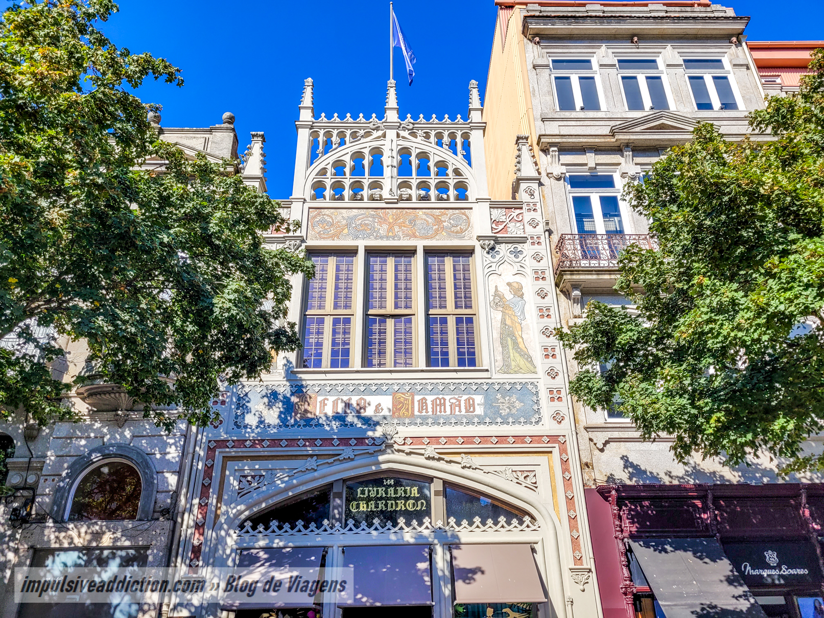 Exterior da Livraria Lello