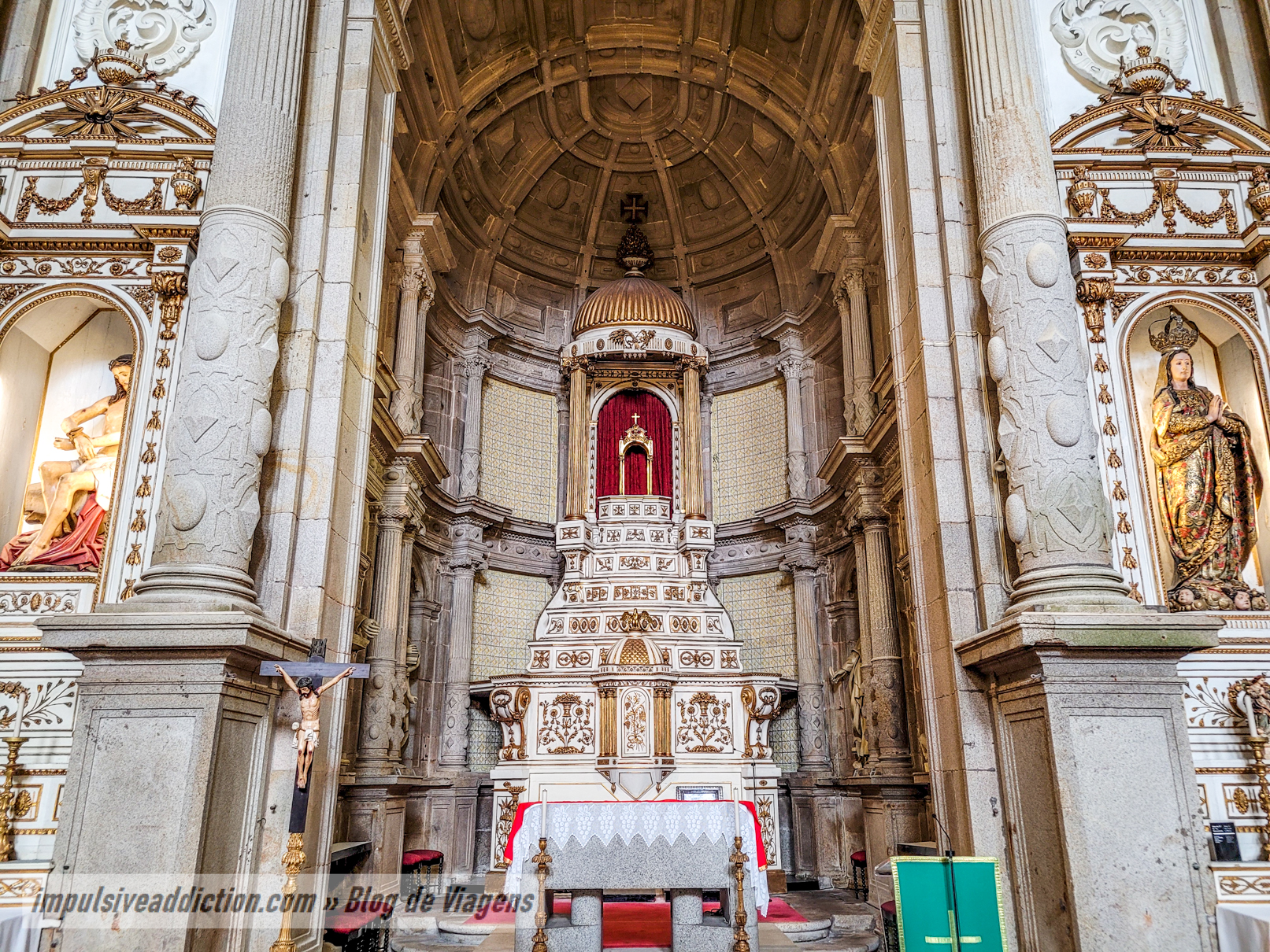 Church of Mercy in Porto