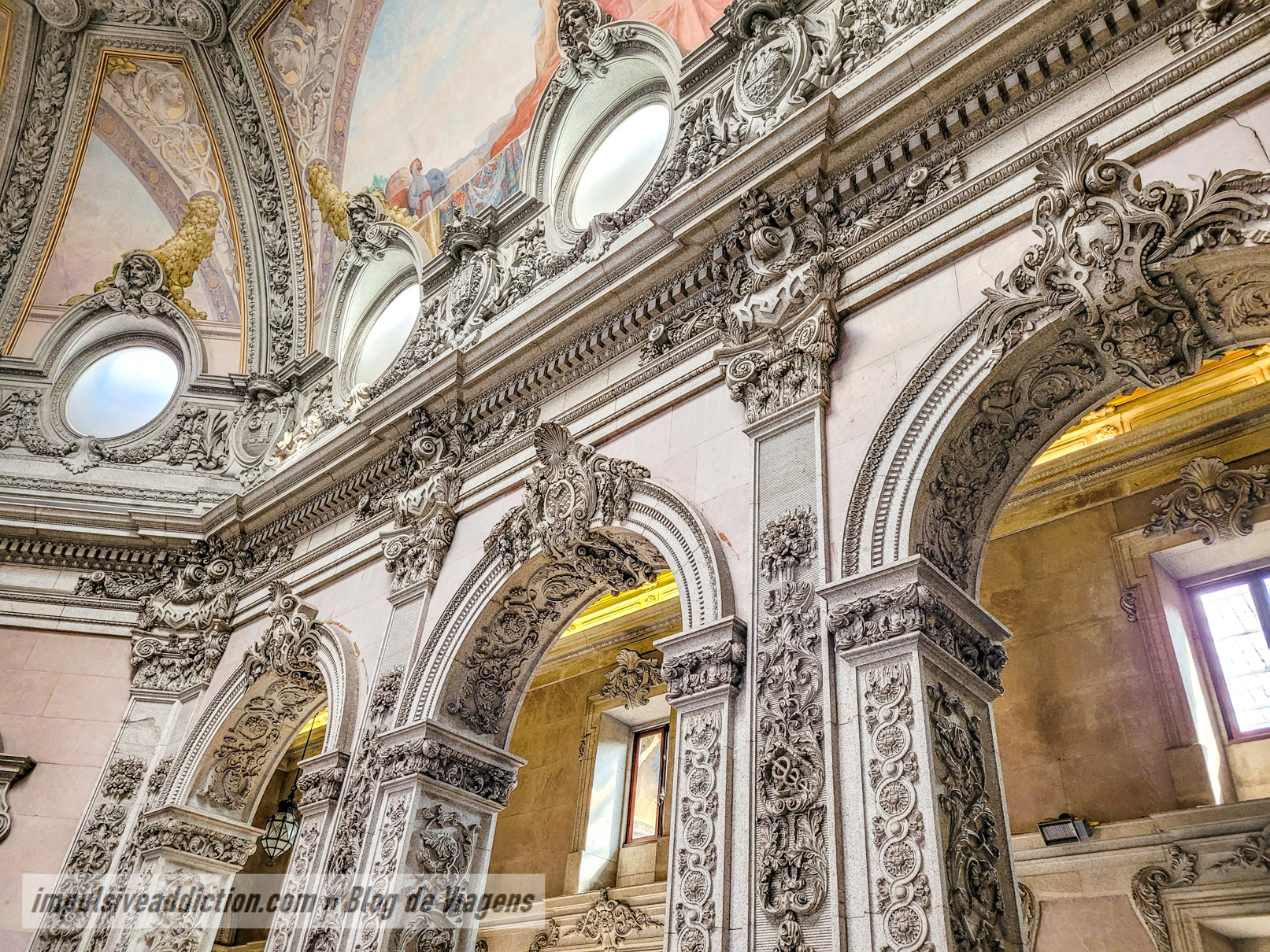 Zona da Escadaria do Palácio da Bolsa do Porto