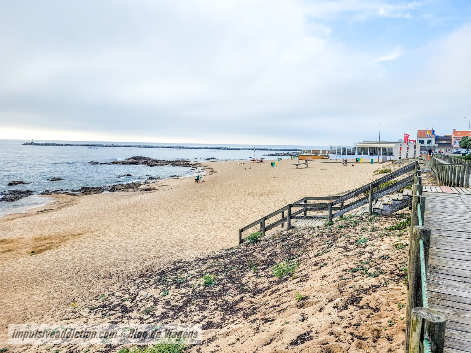 Angeiras Beach