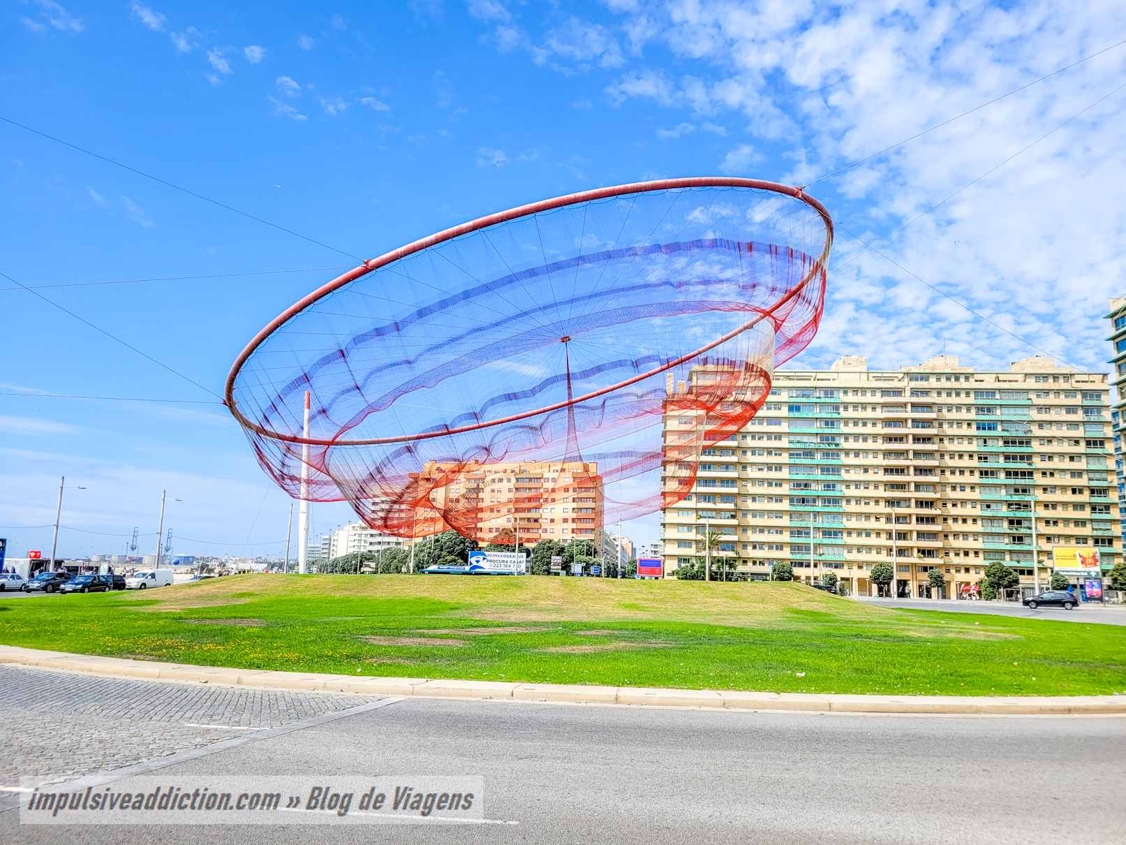 Rotunda da Anémona junto da Praia Internacional do Porto