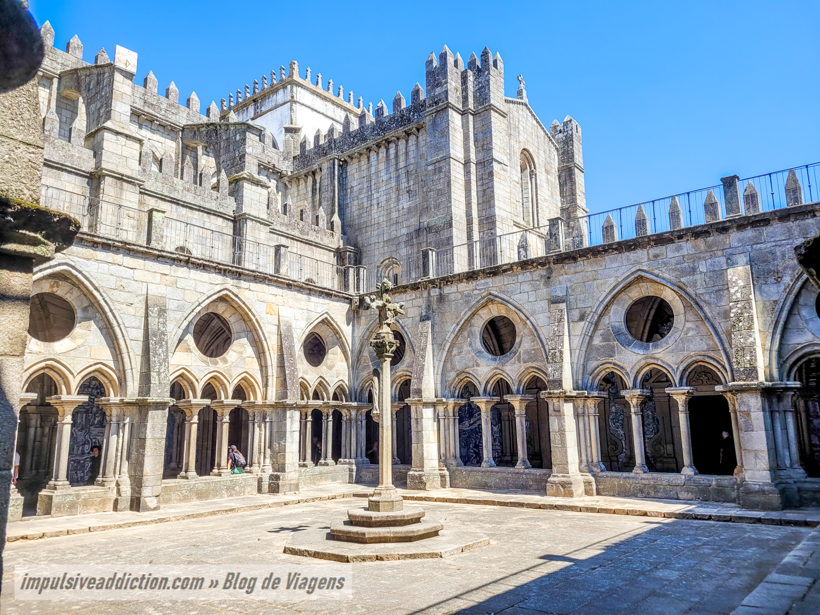 Cloister of the Cathedral of Porto