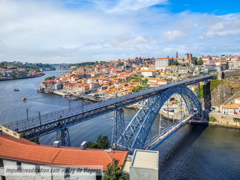 Viewpoint from Serra do Pilar to Luís I Bridge