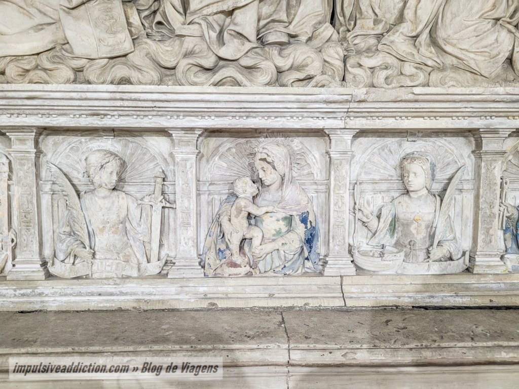 Interior da Capela de Varziela