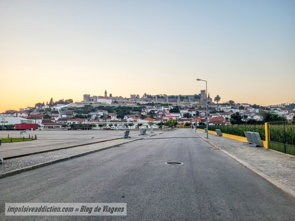 Largo da Feira com vista para o Castelo de Montemor-o-Velho