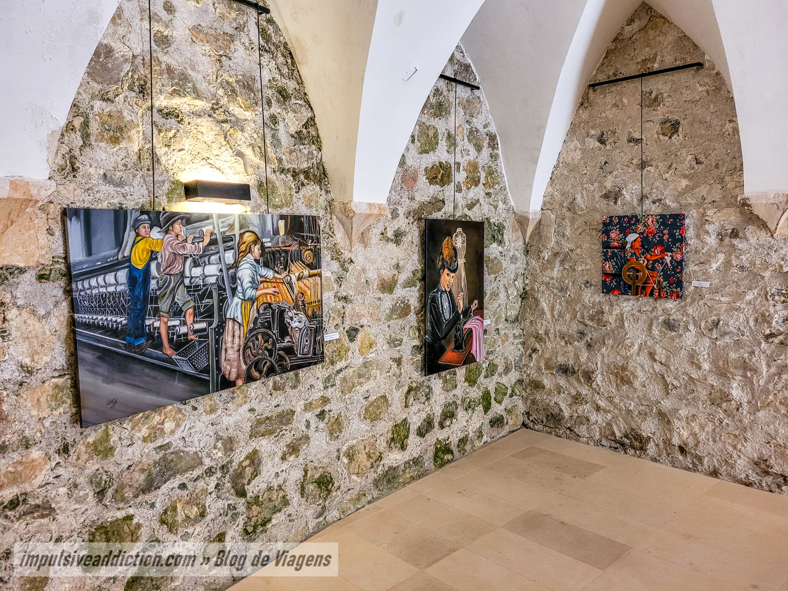 Exposição de arte no Castelo de Porto de Mós