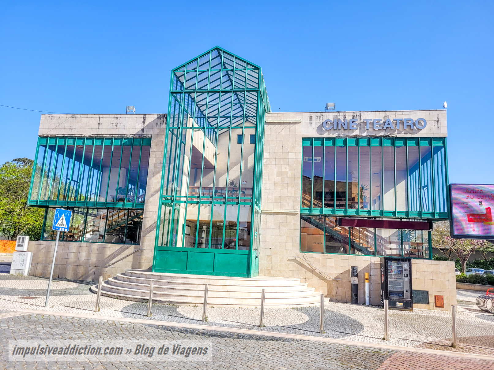 Cine-Teatro de Porto de Mós