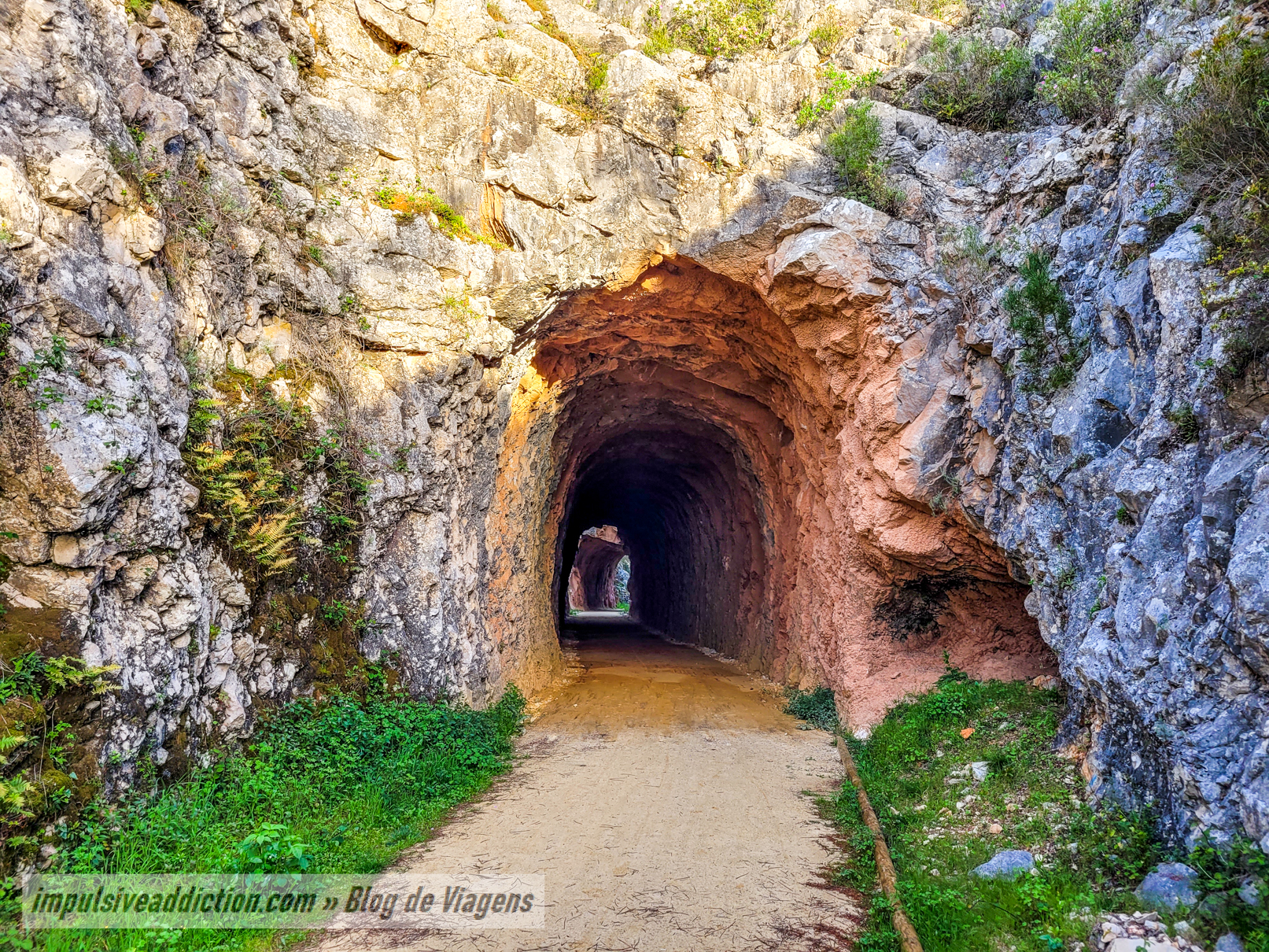 Túneis da Ecopista da Corredoura