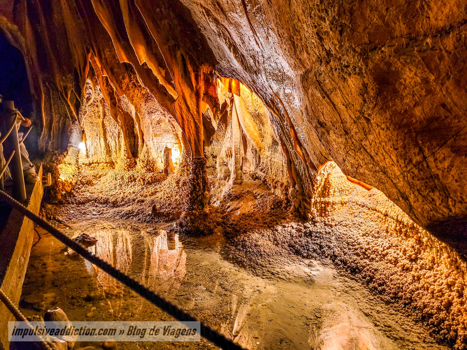 Grutas de Alvados na Serra de Aire e Candeeiros