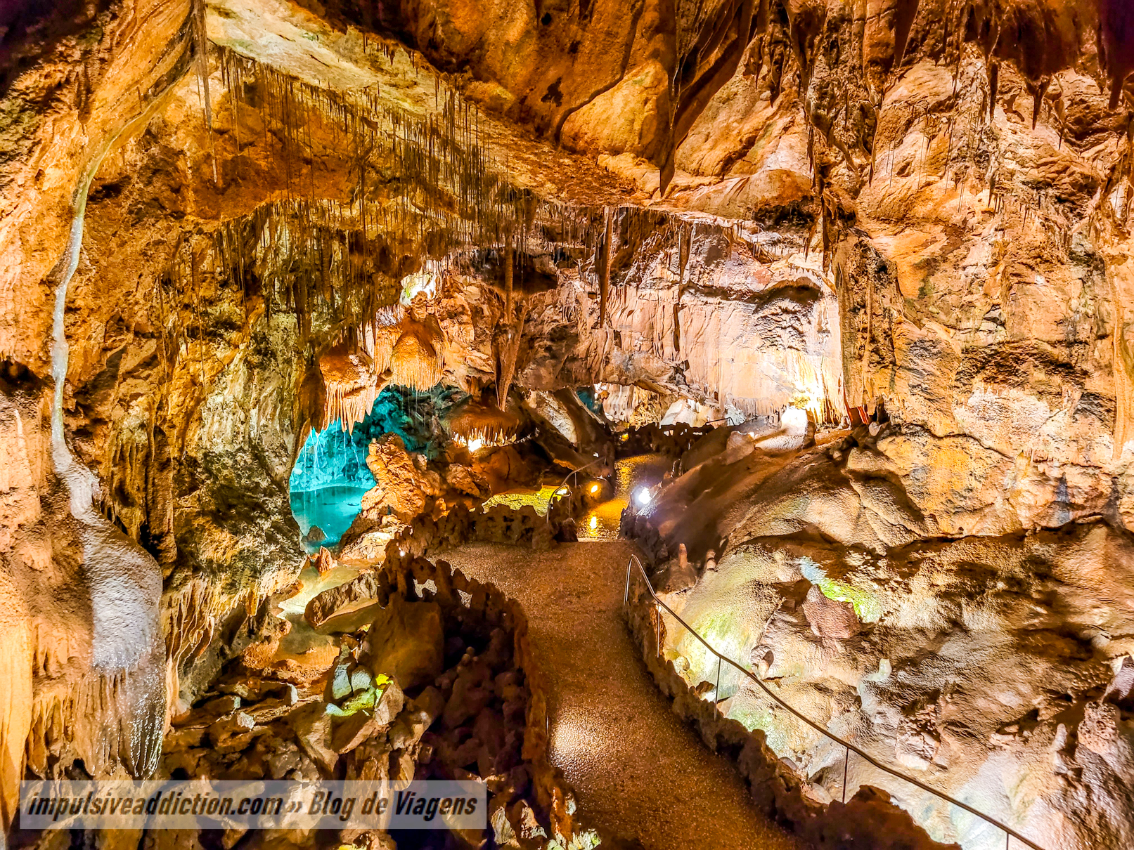 Grutas de Mira de Aire na Serra de Aire e Candeeiros