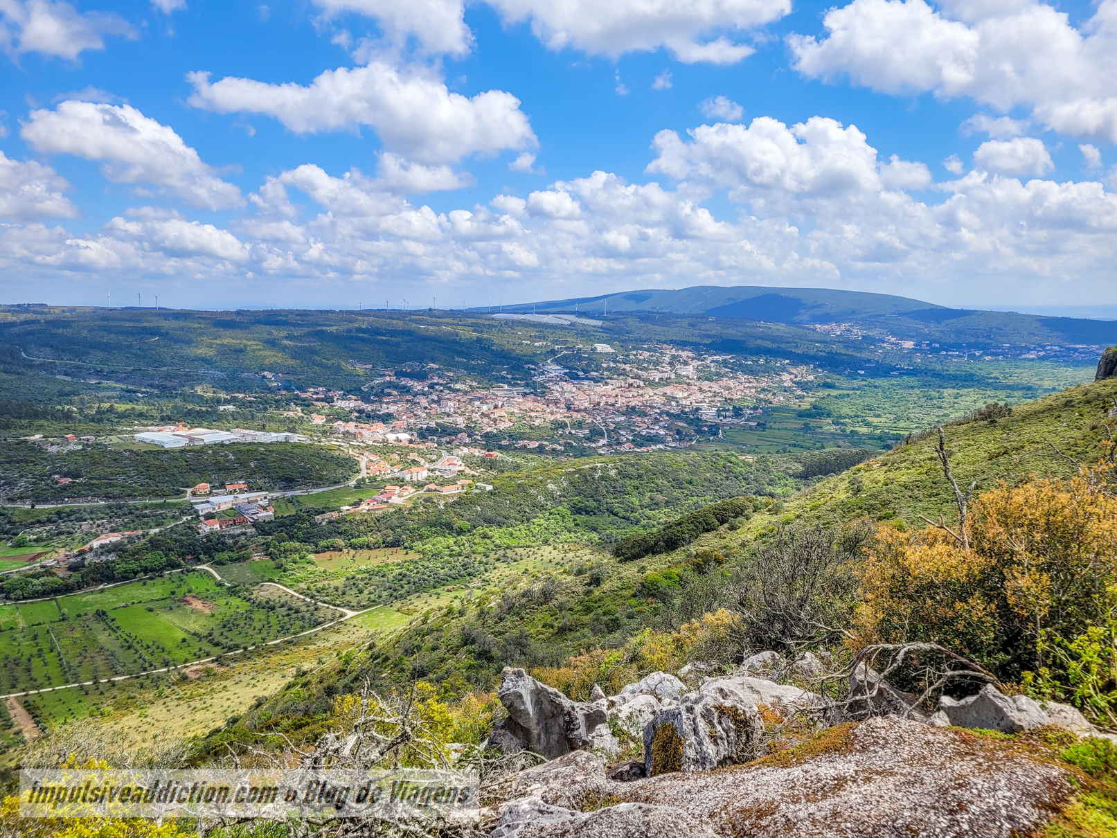 Miradouro com vista para Mira de Aire