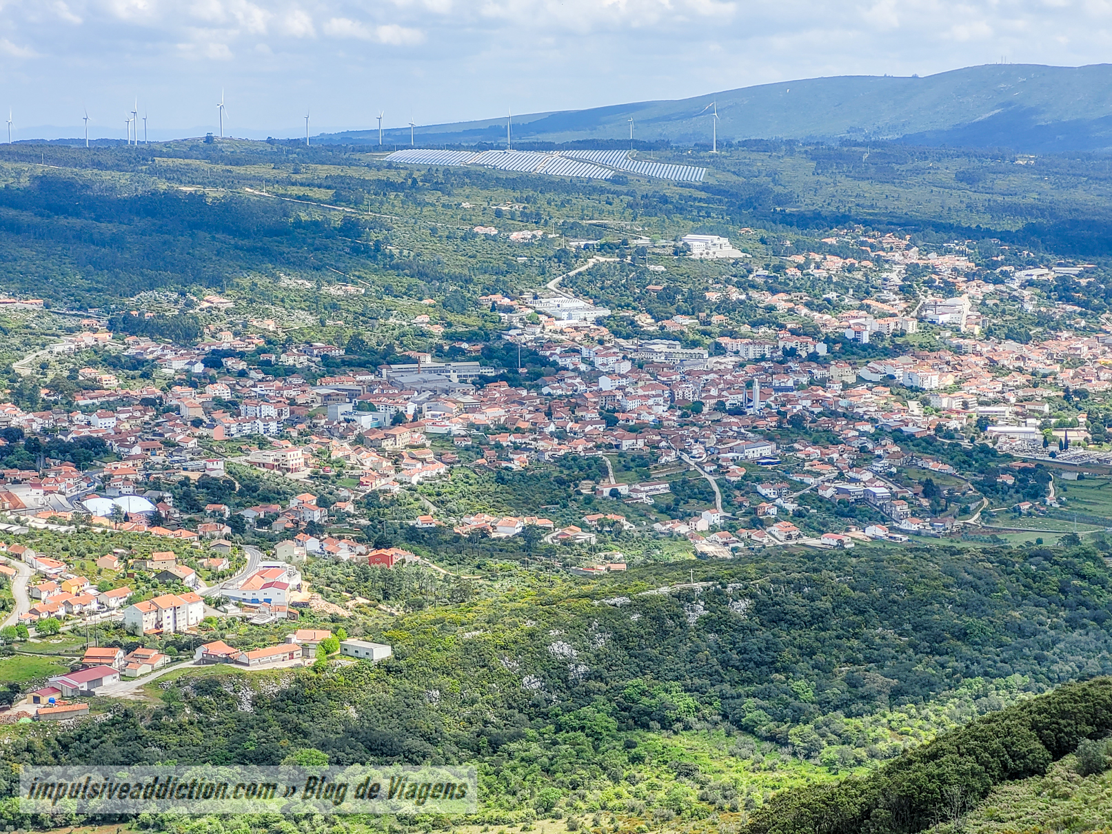 Miradouro com vista para Mira de Aire