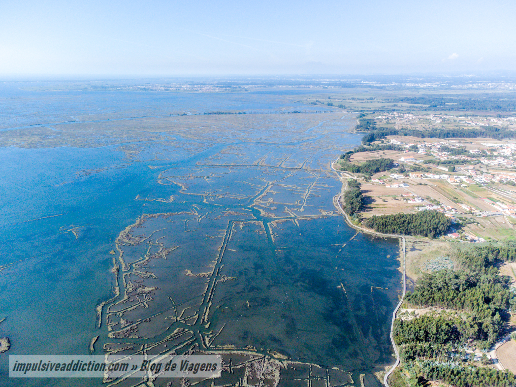 Paisagem da Ria ao fazer os Passadiços de Aveiro