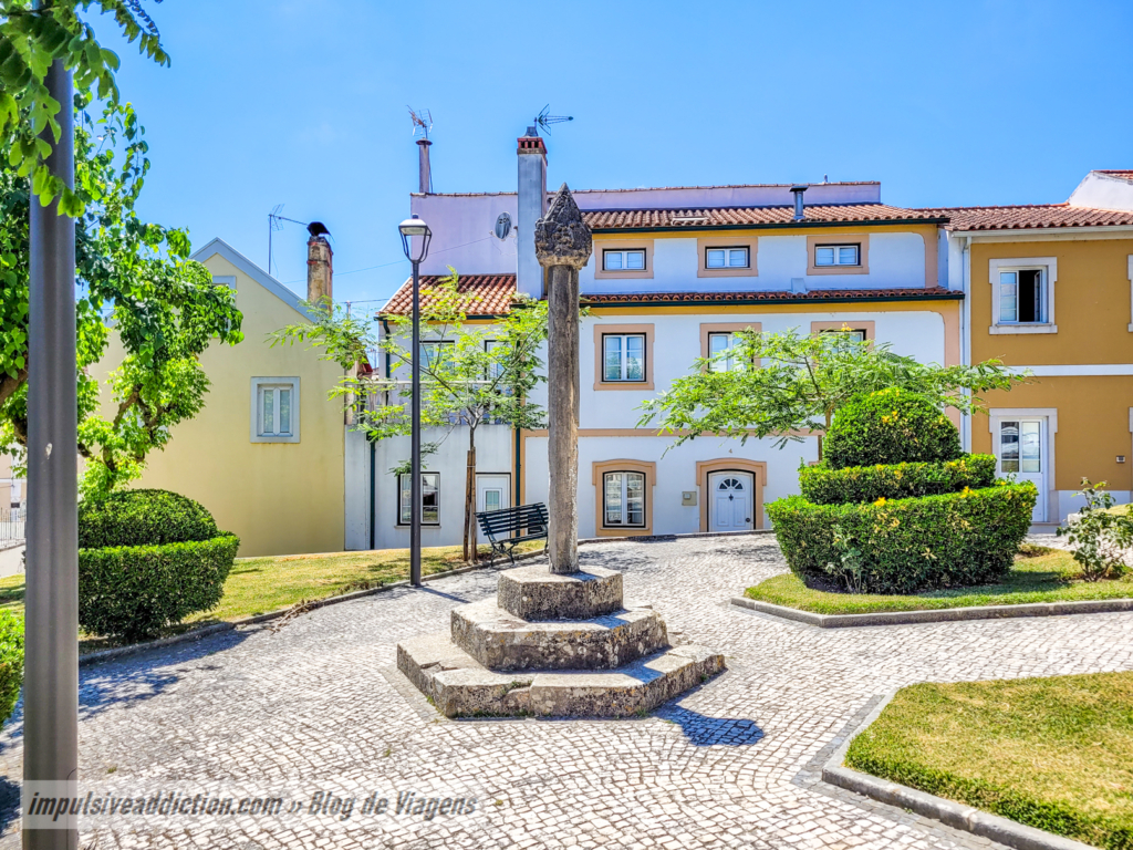 Pelourinho de Vila Nova de Anços