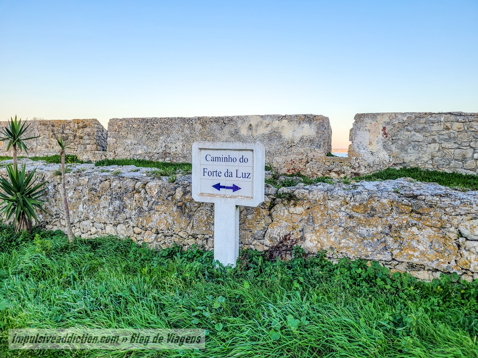Caminho do Forte da Luz