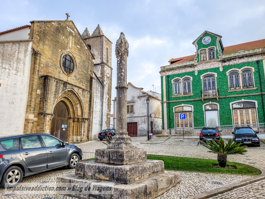 Mother Church of São Leonardo and Pillory of Atouguia da Baleia
