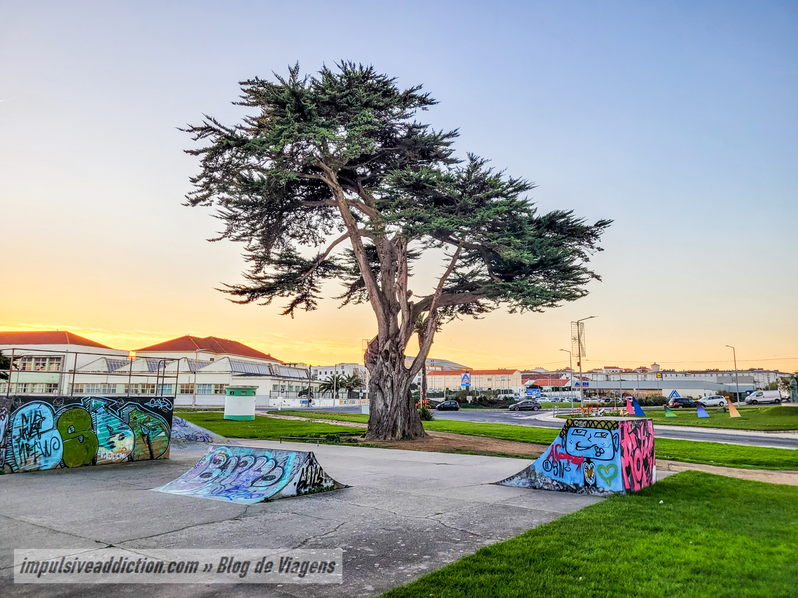 Parks of Peniche next to the walls