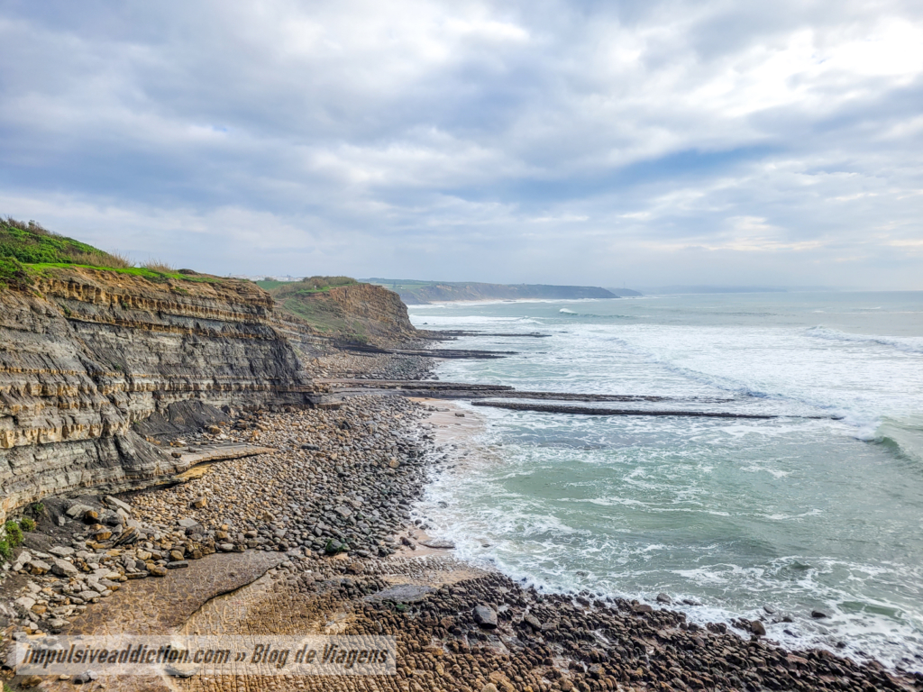 Porto Batel Rock Formations and São Marcos Beach