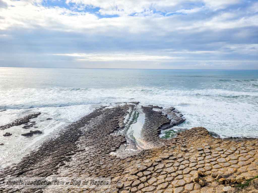 Porto Batel Rock Formations and São Marcos Beach