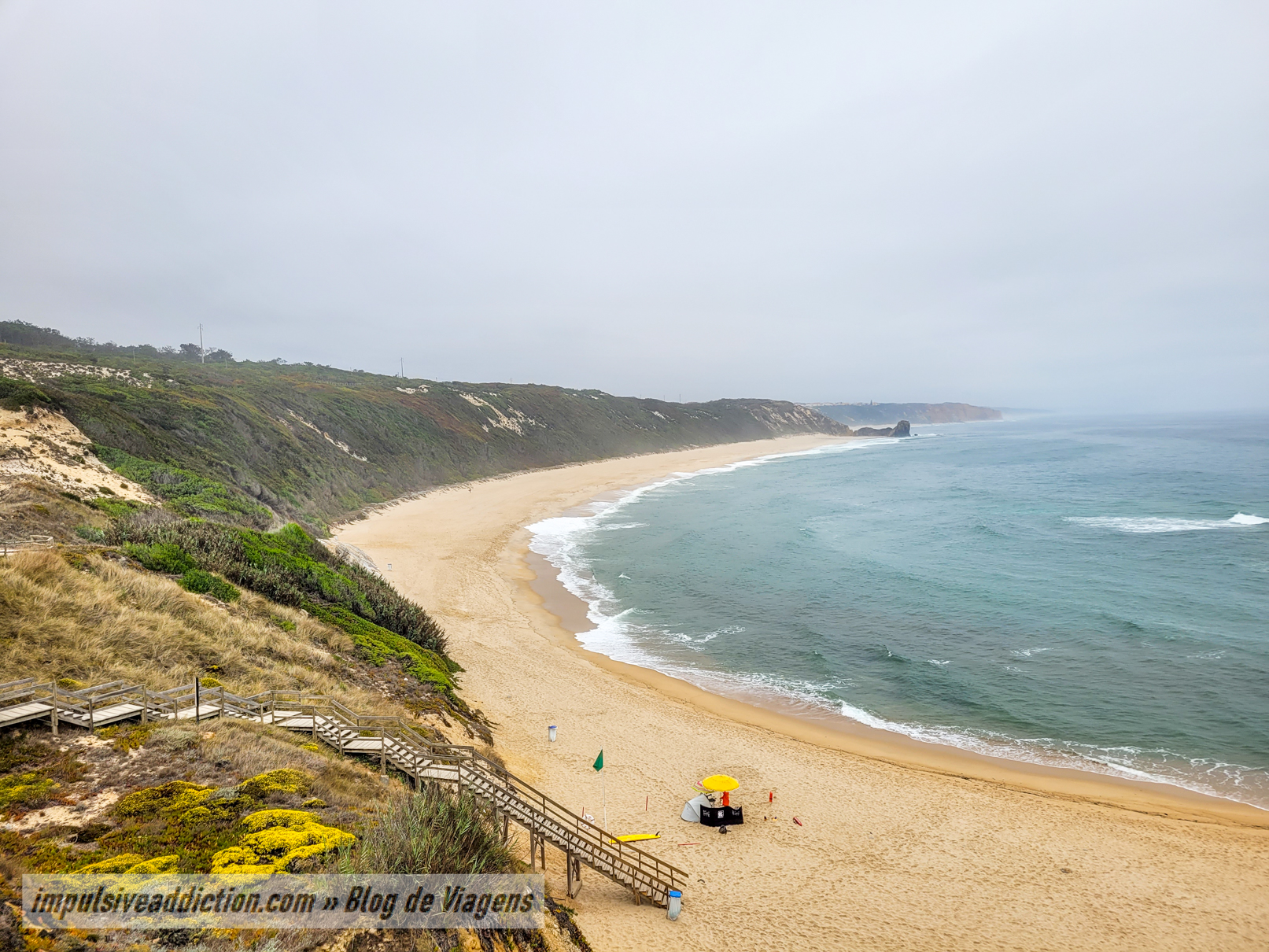 Praia da Polveira na Costa de Alcobaça