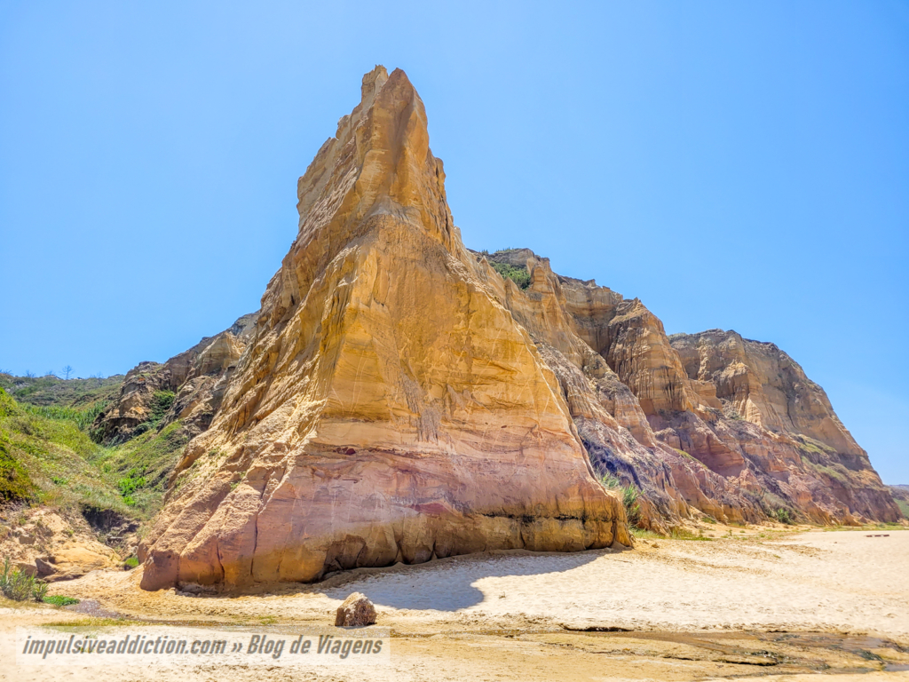 Praia de Vale Furado na Costa de Alcobaça