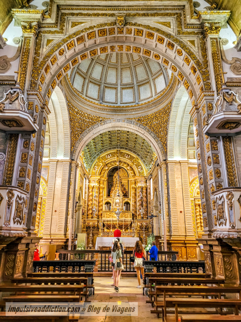 Sanctuary of Nossa Senhora da Nazaré (inside)