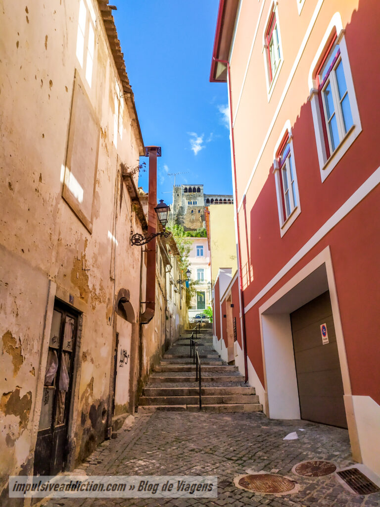 Ao Percorrer a Rua Barão Viamonte