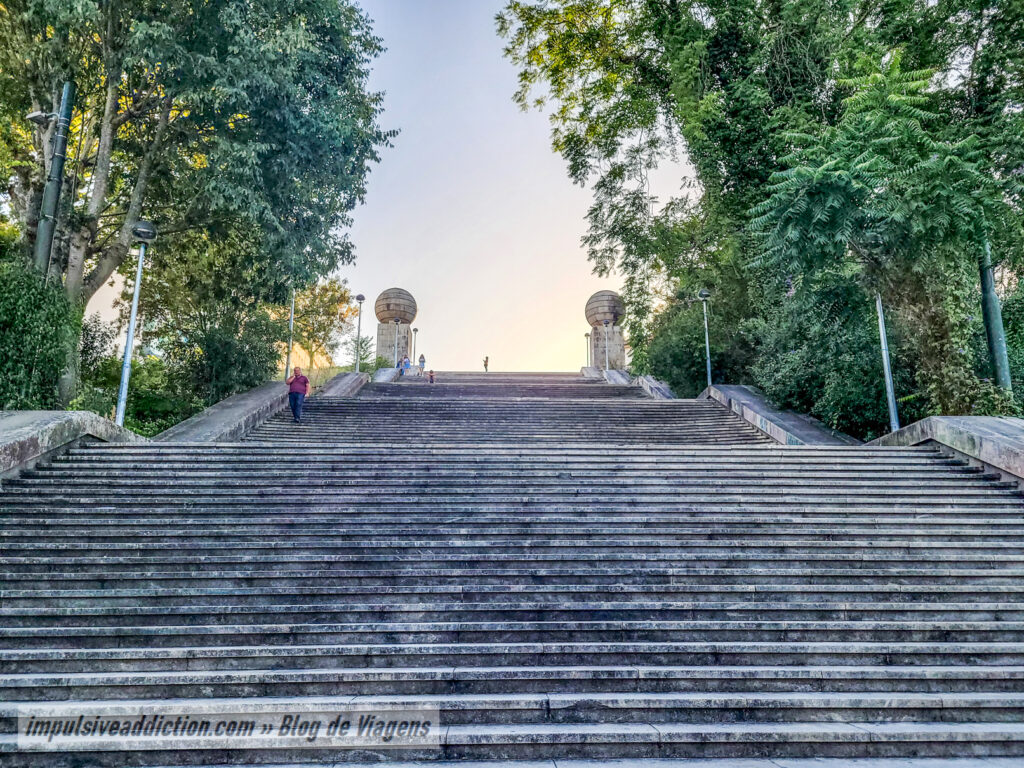 Monumental Staircase