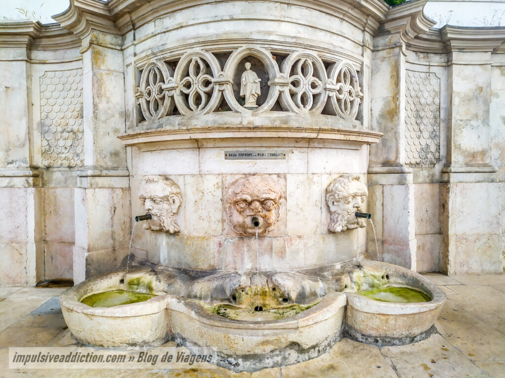 Fountain of the 3 Spouts