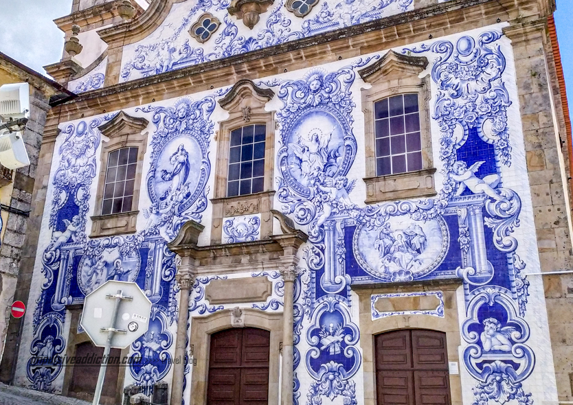 Fachada principal da Igreja de Santa Maria Maior na Covilhã