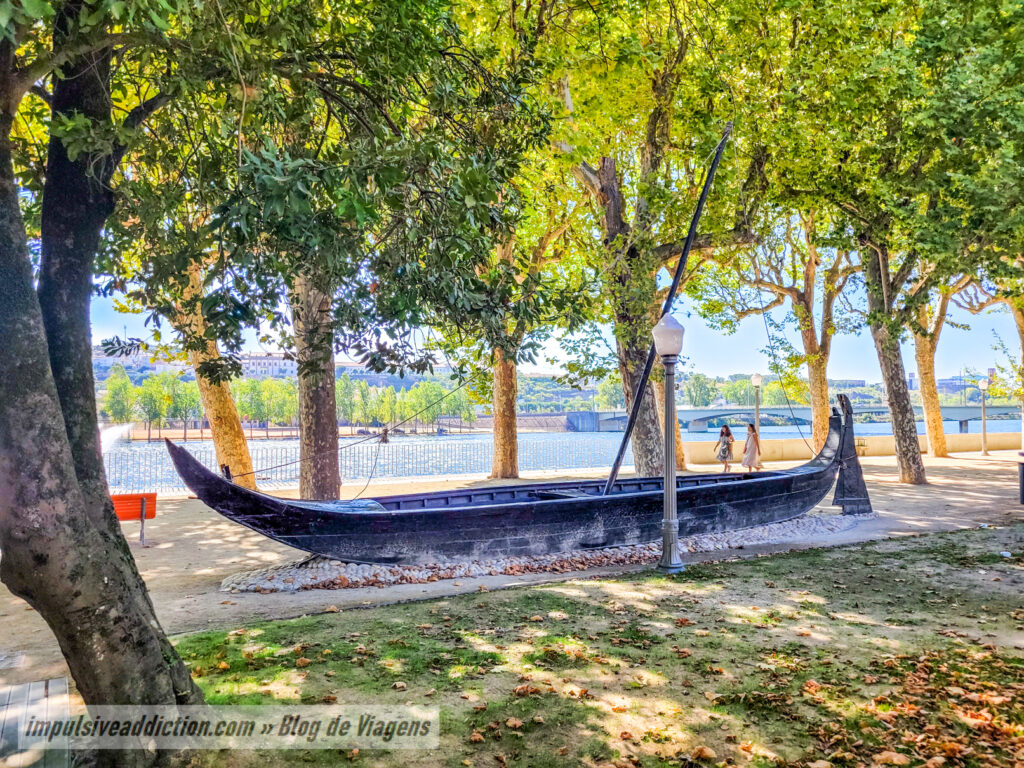 Boat in Coimbra City Park