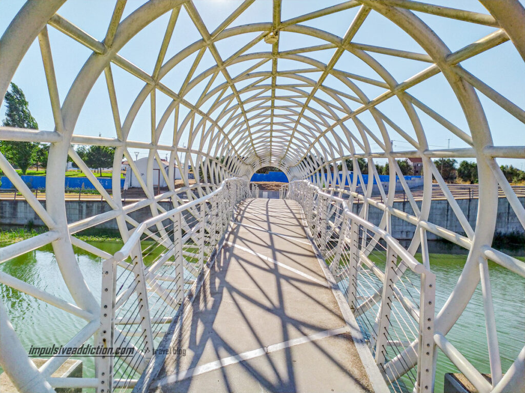 Pedestrian Bridge in Ribeira de Sor | N2 Portugal Road Trip