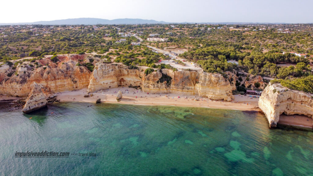 Praia da Marinha no Algarve