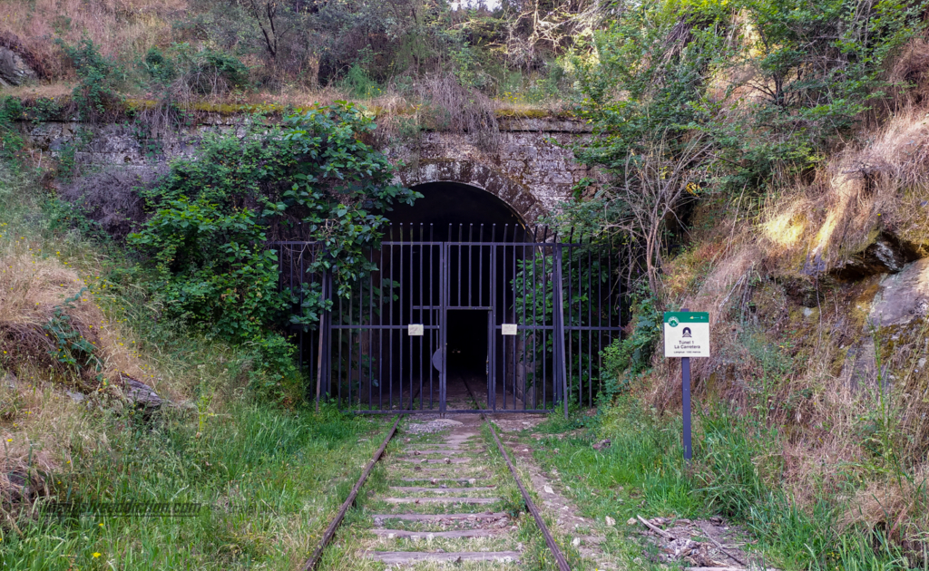Túnel 1 - La Carretera