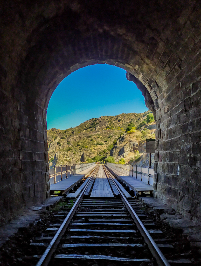 Rota dos Túneis e Pontes