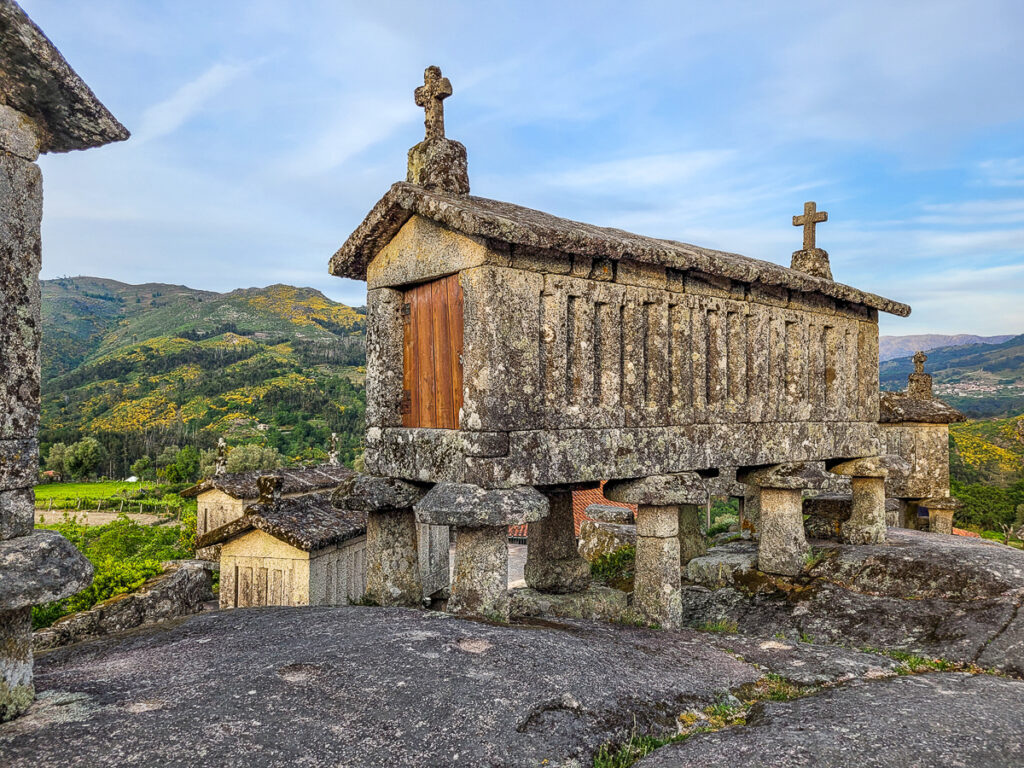 Espigueiros da aldeia do Soajo