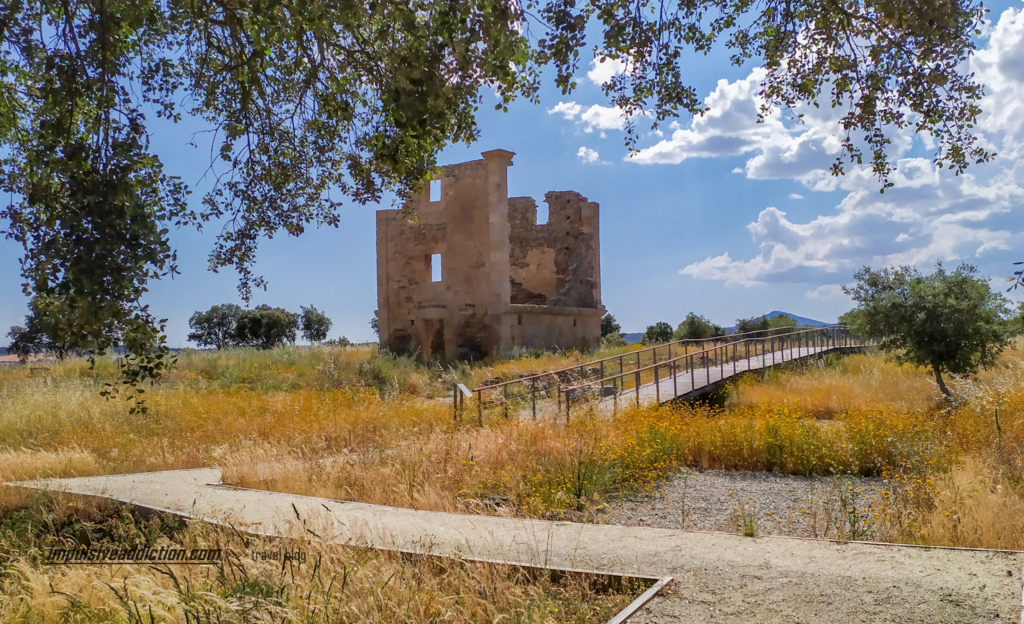 Almofala Tower