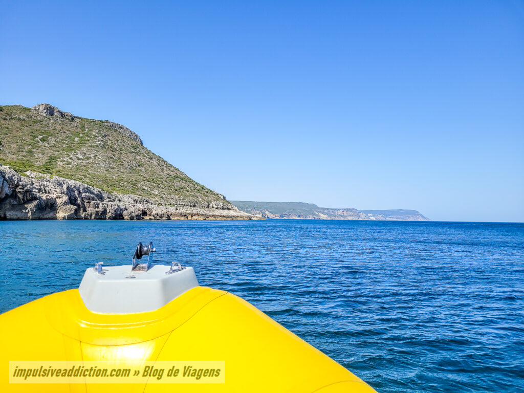Passeio de Barco pelas Grutas e Praias de Sesimbra