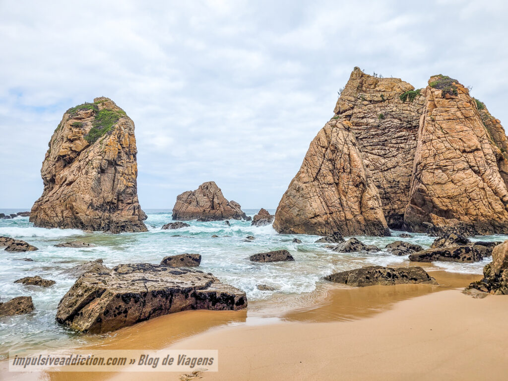Ursa Beach rock formations