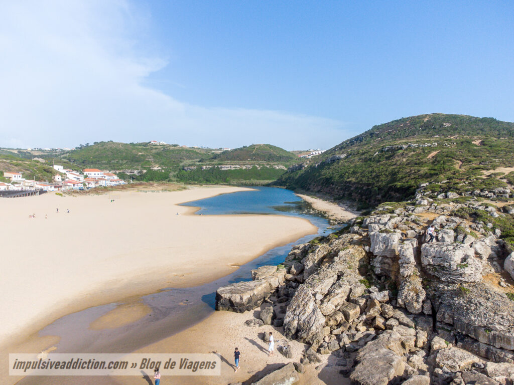 Foz do Lizandro beach in Ericeira / Mafra