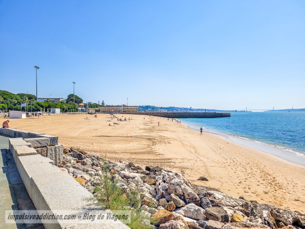 Best Oeiras beaches in Portugal