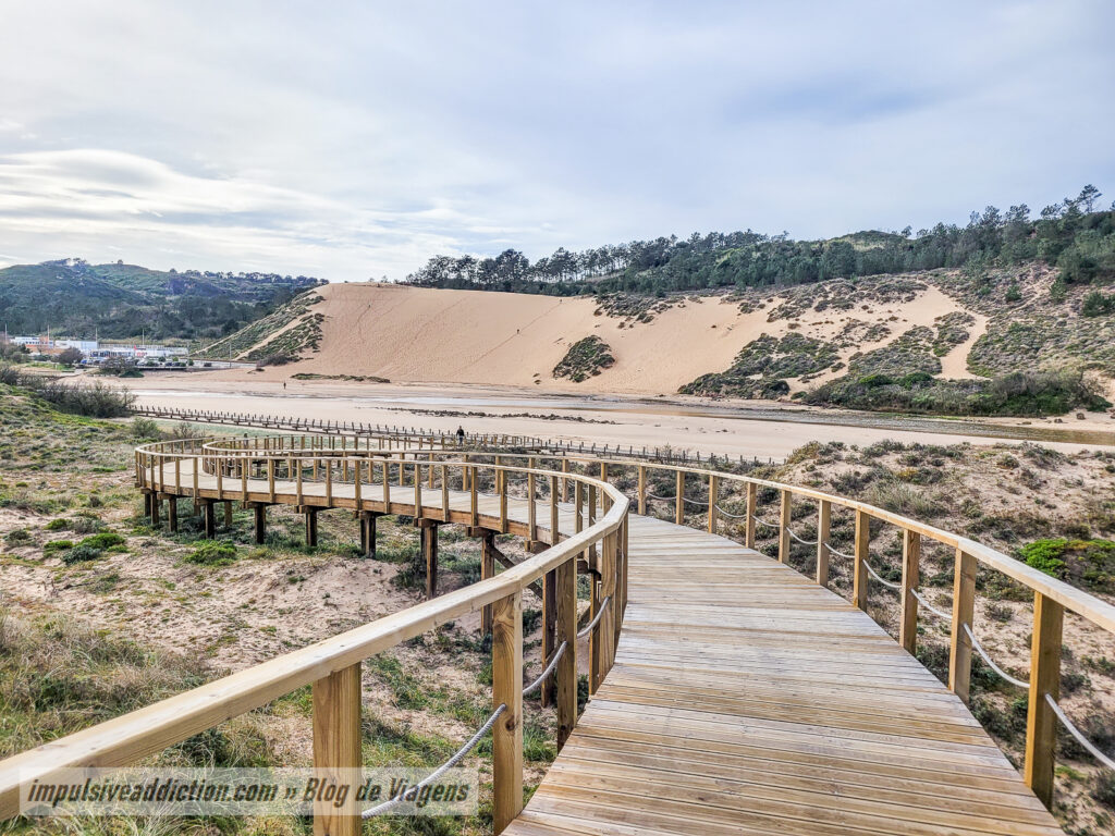 Passadiços da Praia de Salir do Porto