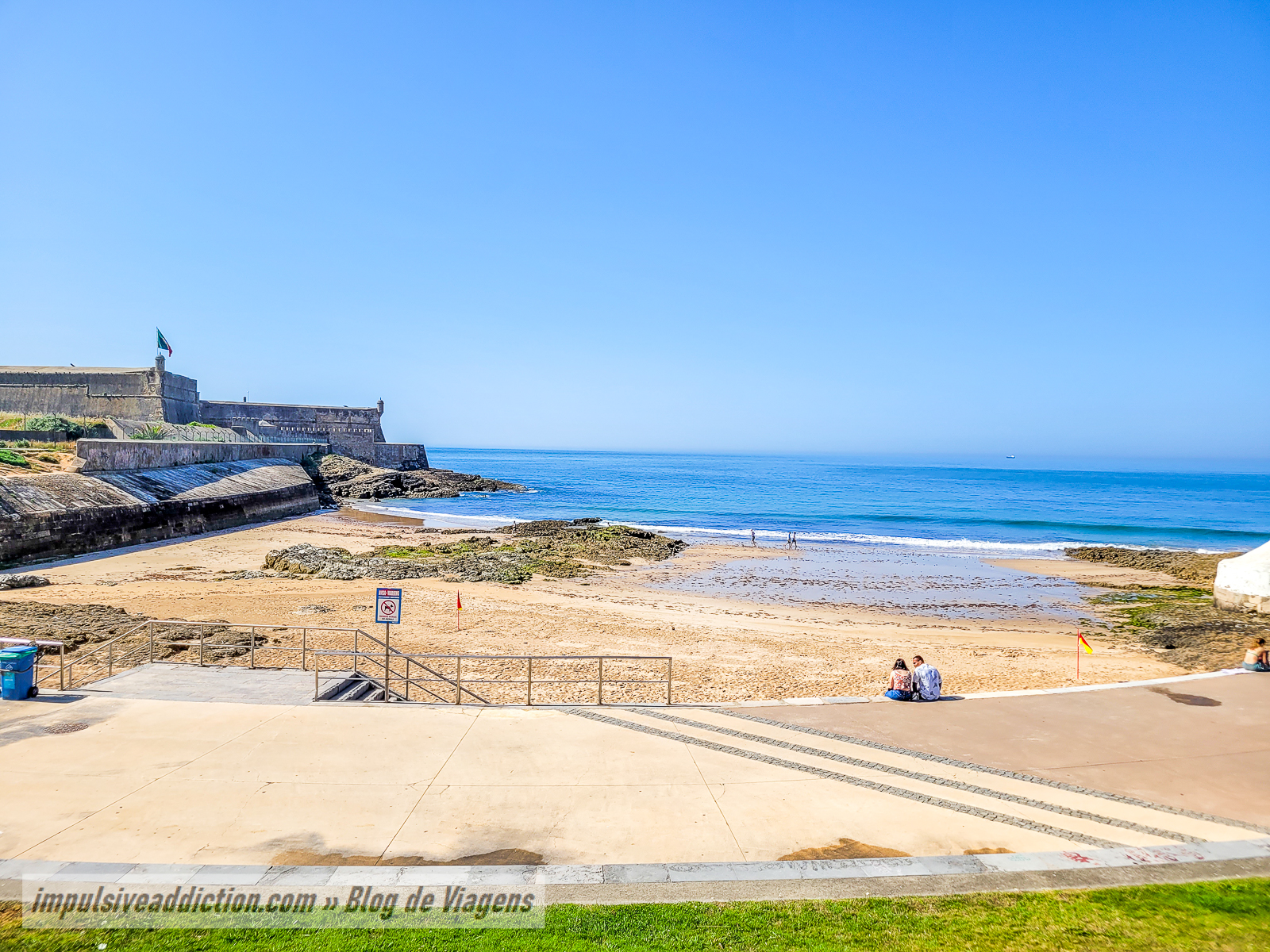Praia do Moinho + Gémeos