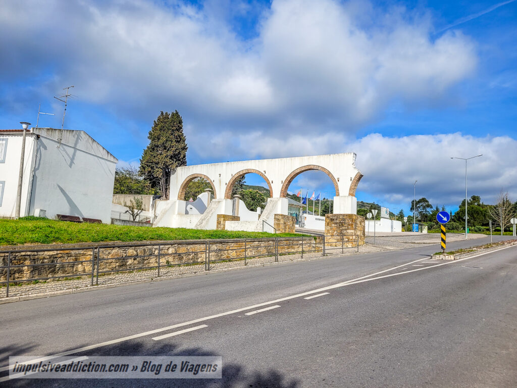 Aqueduto de Arruda dos Vinhos