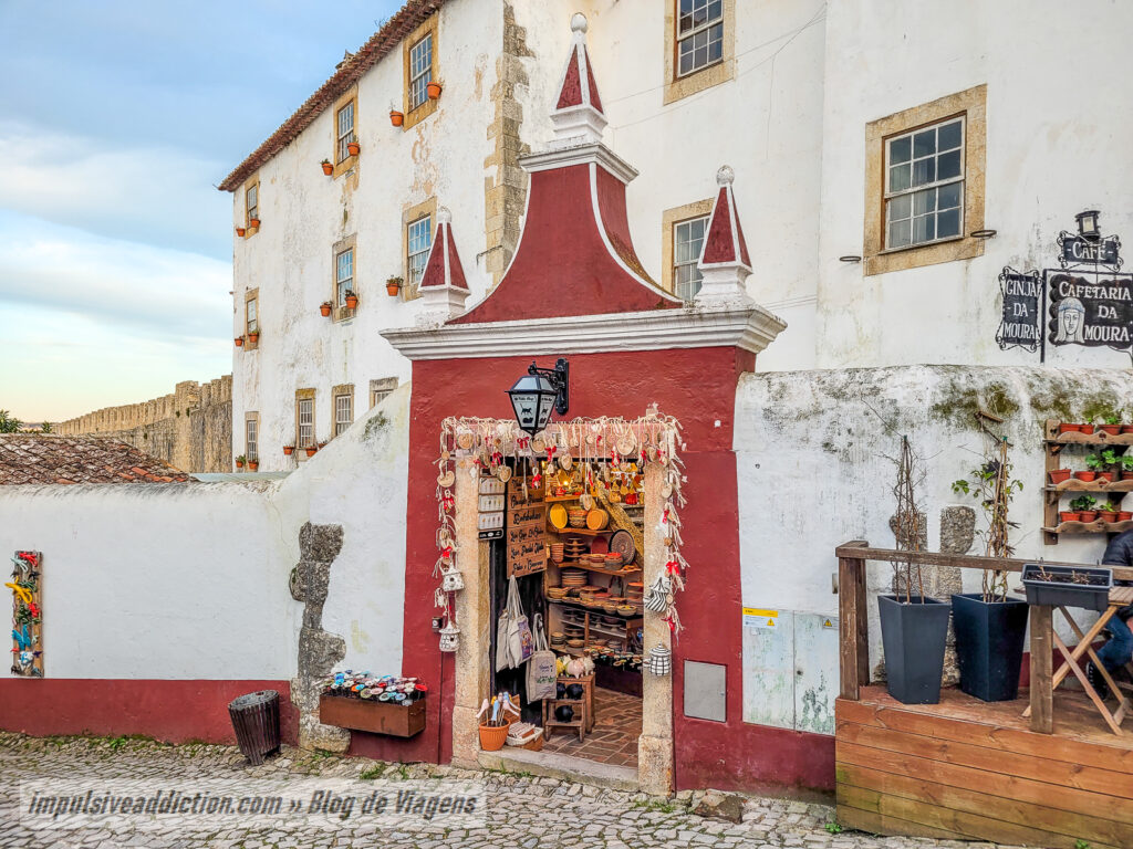 Lojas de Artesanto e Souvenirs ao visitar Óbidos