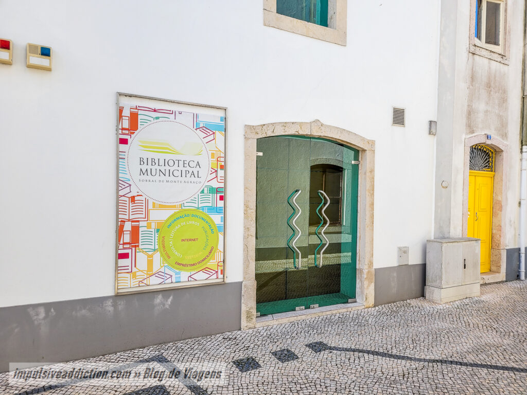 Biblioteca Municipal de Sobral de Monte Agraço